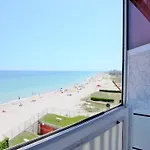 Welcoming In At The Seabeach