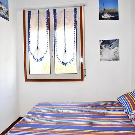 Welcoming In At The Seabeach *